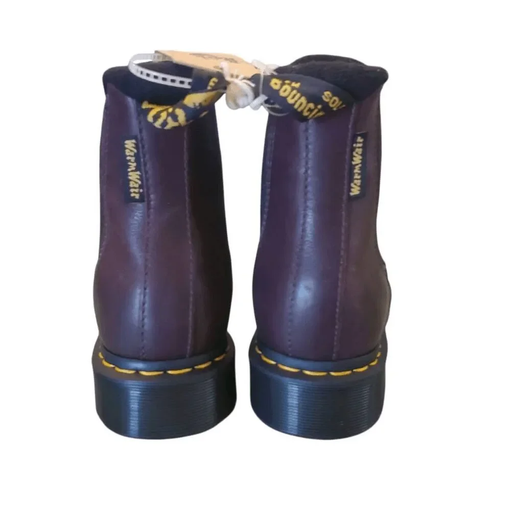 NWT Dr. Martens 2976 WarmWair Chelsea Boots  Brown Leather M 8, W 9.  NO BOX